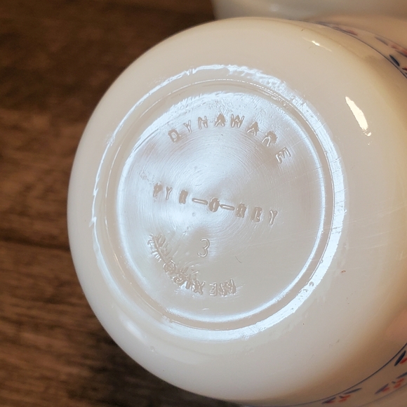 Dynaware Pyr-o-rey Mexico Milk Glass Dessert Custard Bowls. 6 set. - Picture 5 of 5